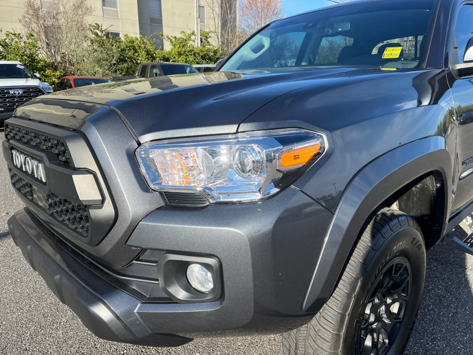 2022 Toyota TACOMA SR5 SR5 V6