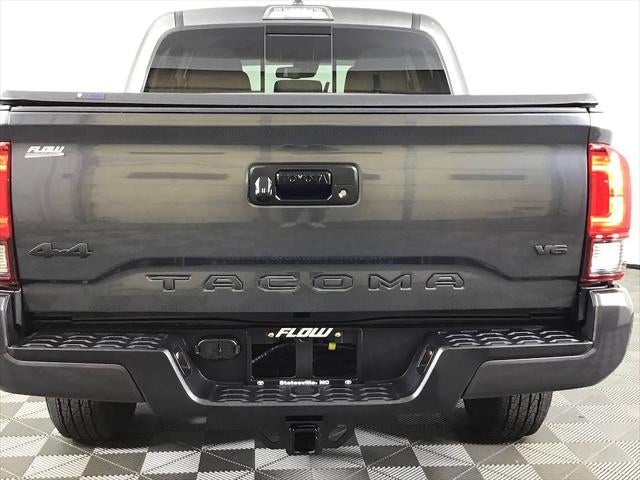 2022 Toyota TACOMA SR5 SR5 V6