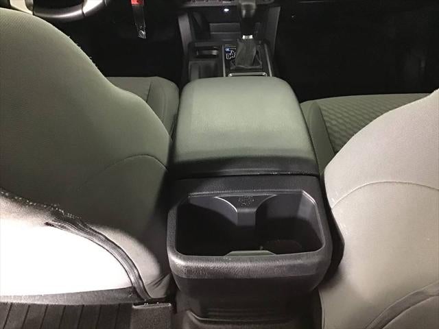 2022 Toyota TACOMA SR5 SR5 V6