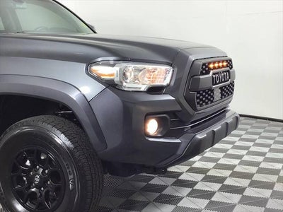 2022 Toyota TACOMA SR5 SR5 V6