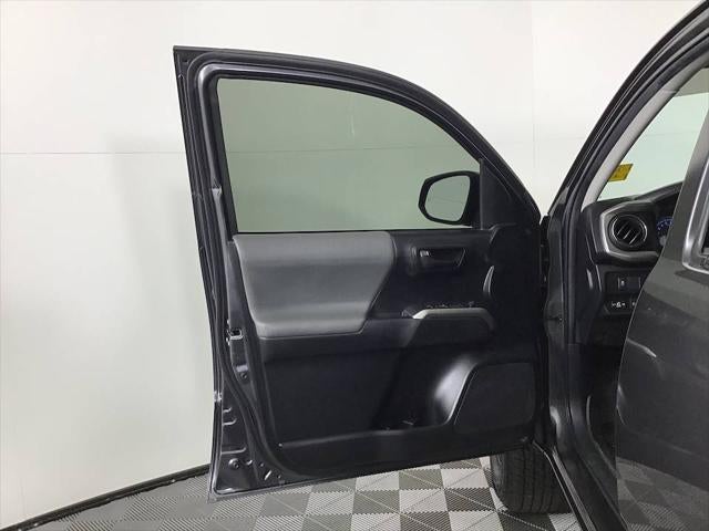 2022 Toyota TACOMA SR5 SR5 V6