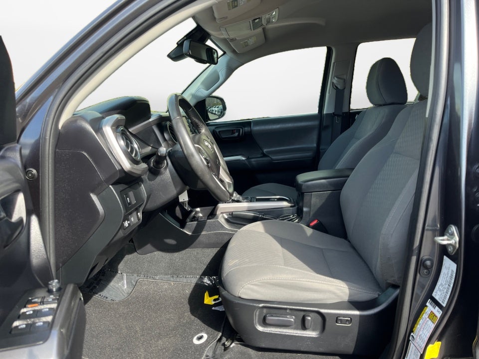 2021 Toyota TACOMA SR5 SR5 V6