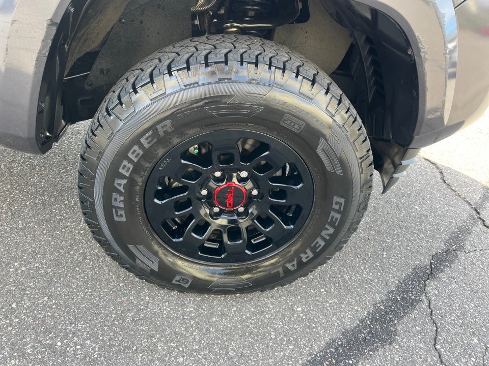 2021 Toyota TACOMA SR5 SR5 V6