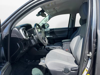 2019 Toyota TACOMA SR5 SR5 V6