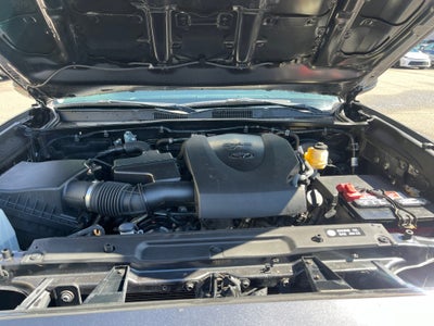 2019 Toyota TACOMA SR5 SR5 V6