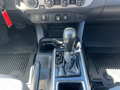 2019 Toyota TACOMA SR5 SR5 V6