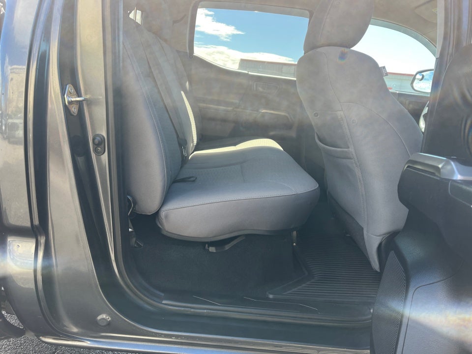 2019 Toyota TACOMA SR5 SR5 V6