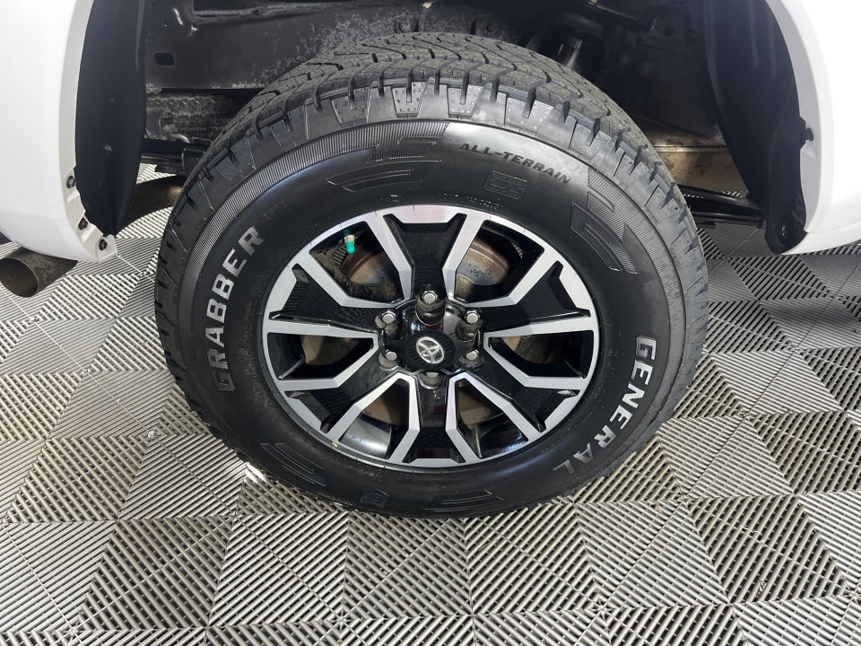 2020 Toyota Tacoma TRD Sport