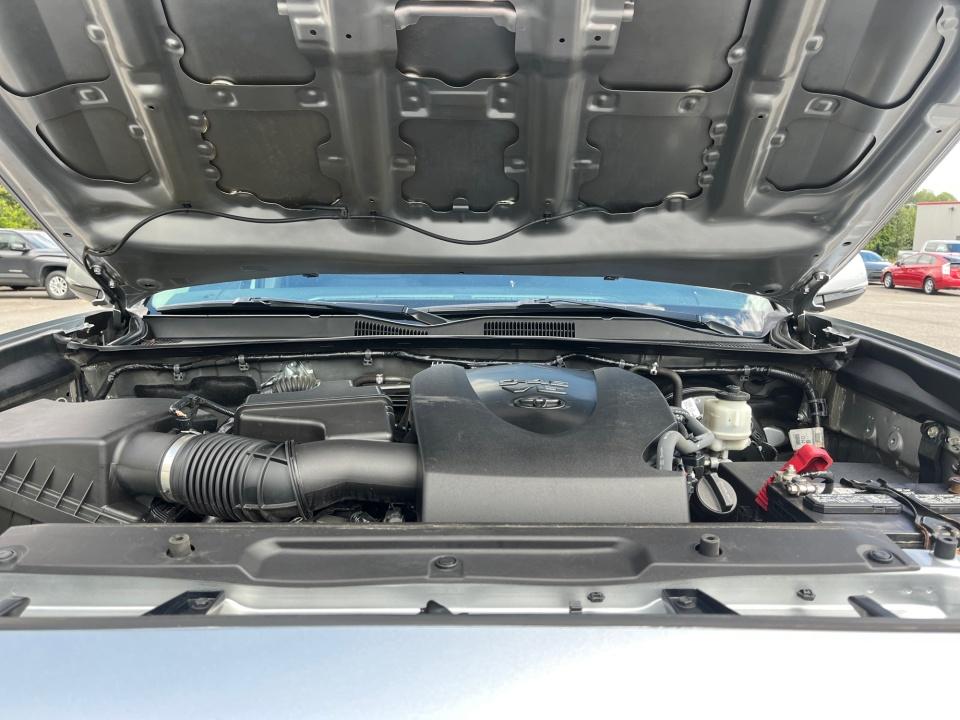 2022 Toyota Tacoma SR5