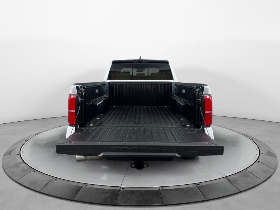 2025 Toyota TACOMA SR5 SR5