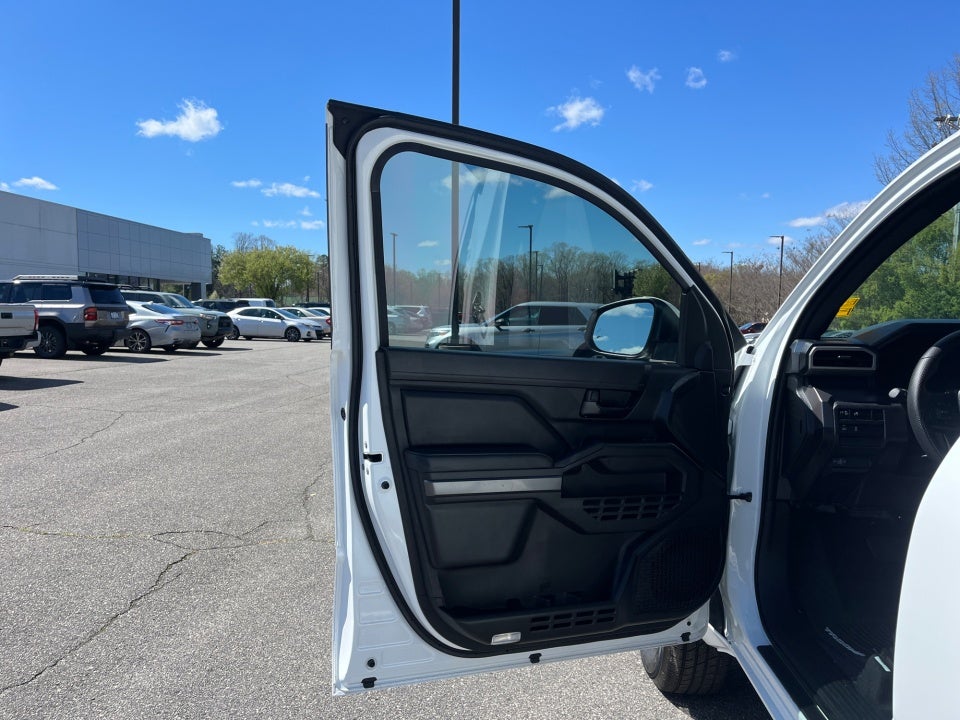 2025 Toyota TACOMA SR5 SR5