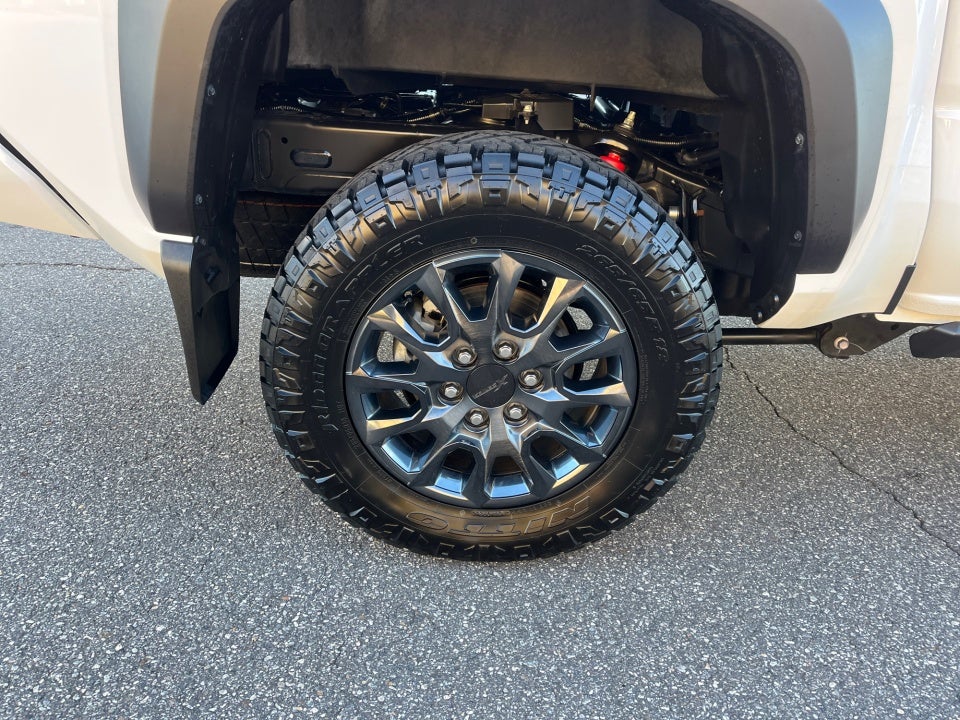 2025 Toyota Tacoma TRD Off-Road