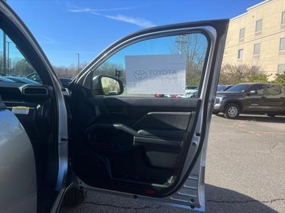 2025 Toyota TACOMA SR5 SR5