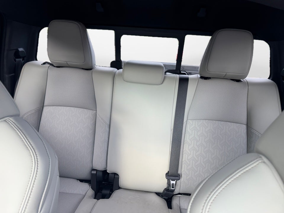 2025 Toyota Tacoma i-FORCE MAX Limited Hybrid