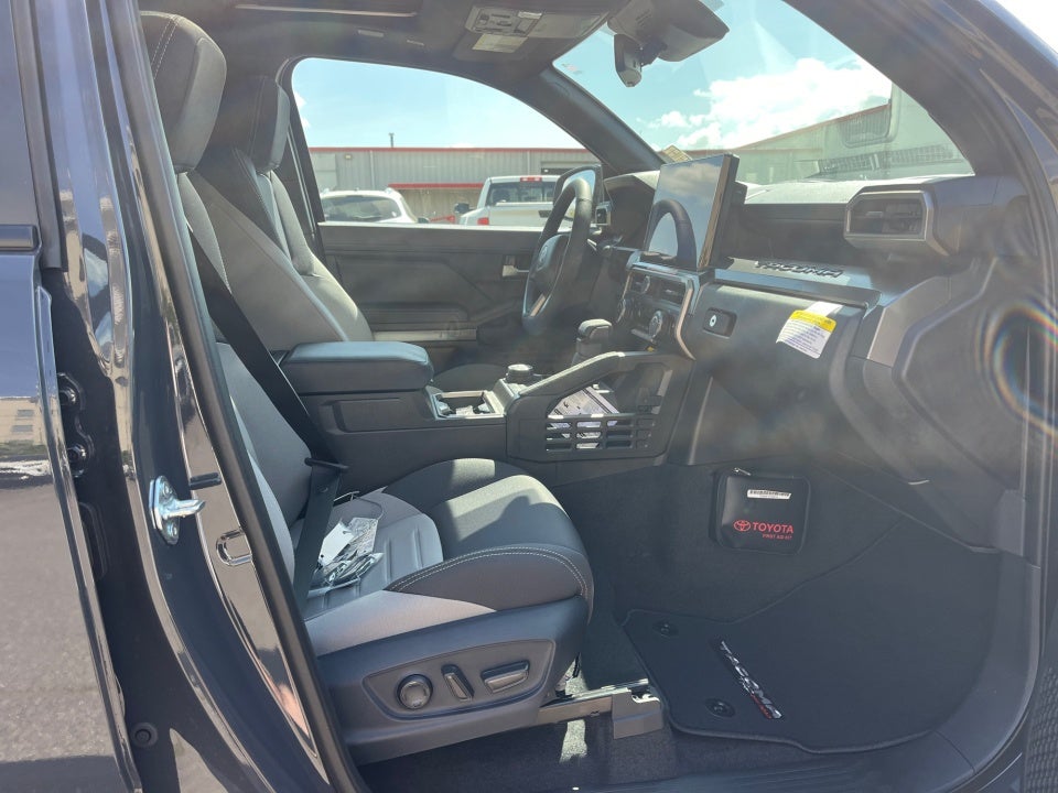 2026 Toyota Tacoma i-FORCE MAX TRD Off-Road i-FORCE MAX