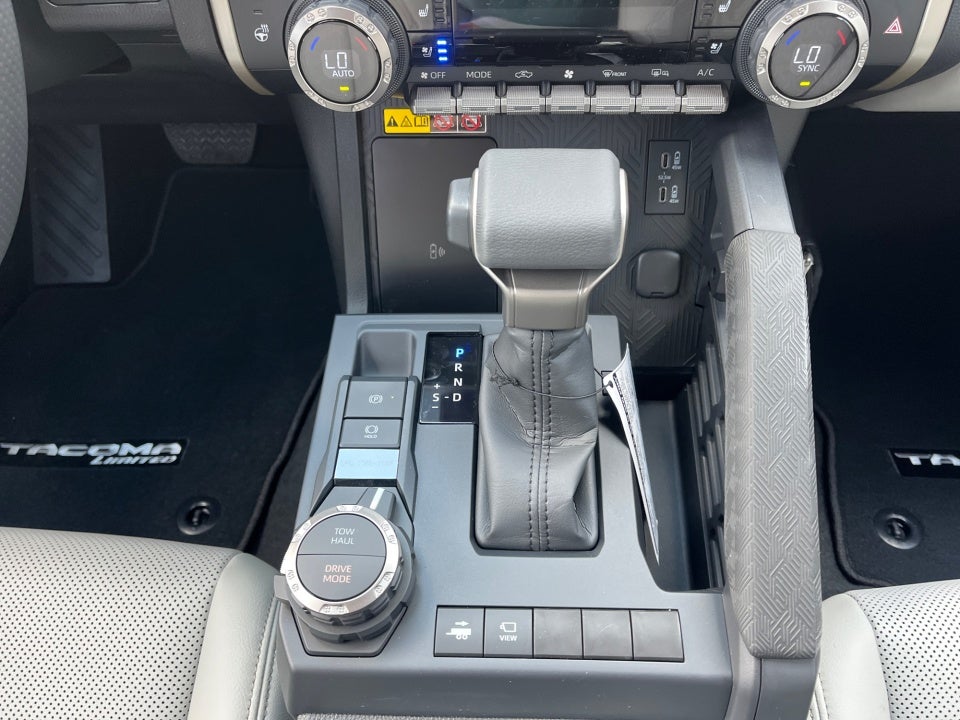 2026 Toyota Tacoma i-FORCE MAX Limited i-FORCE MAX