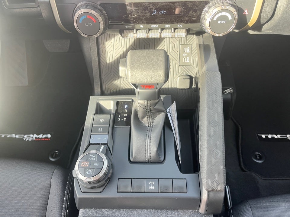 2025 Toyota Tacoma i-FORCE MAX TRD Off-Road i-FORCE MAX