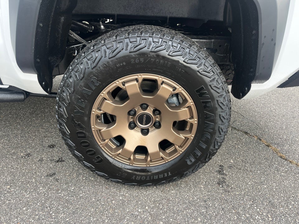 2026 Toyota Tacoma i-FORCE MAX Trailhunter