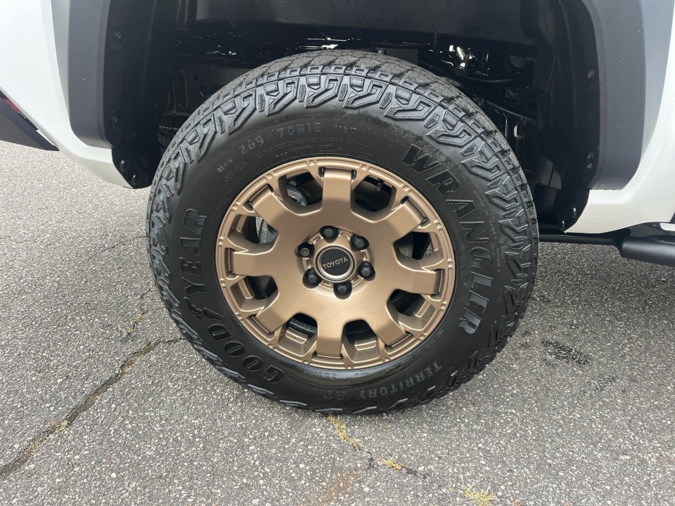 2026 Toyota Tacoma i-FORCE MAX Trailhunter