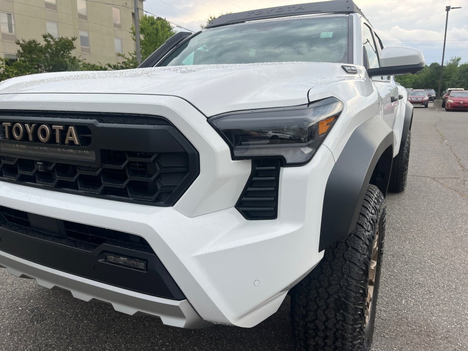 2026 Toyota Tacoma i-FORCE MAX Trailhunter
