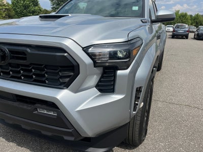 2026 Toyota Tacoma i-FORCE MAX TRD Sport i-FORCE MAX