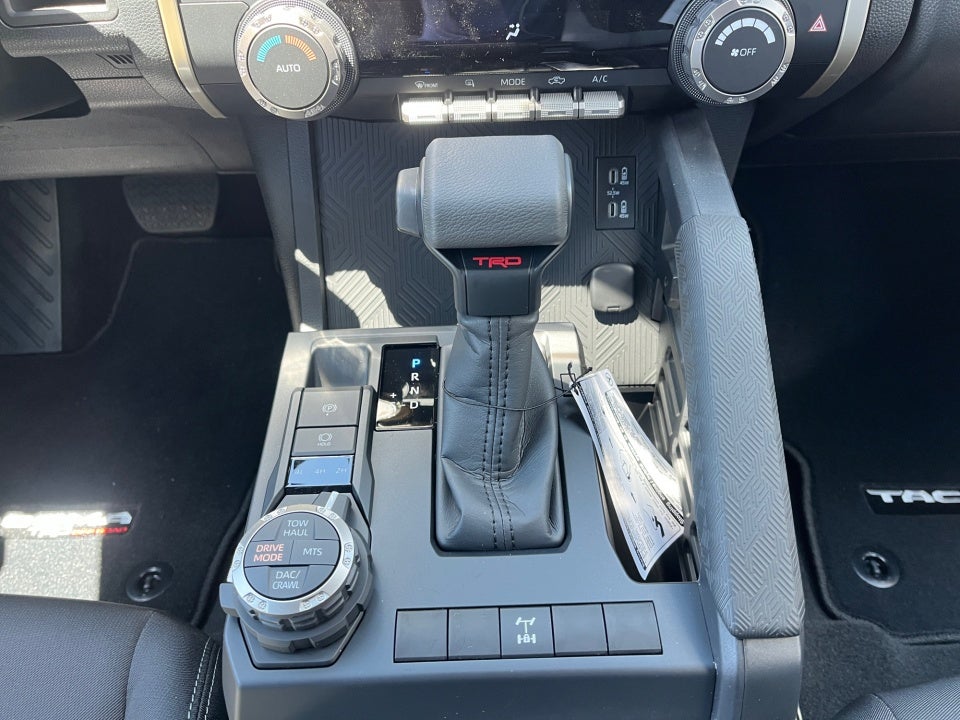 2026 Toyota Tacoma i-FORCE MAX TRD Off-Road i-FORCE MAX