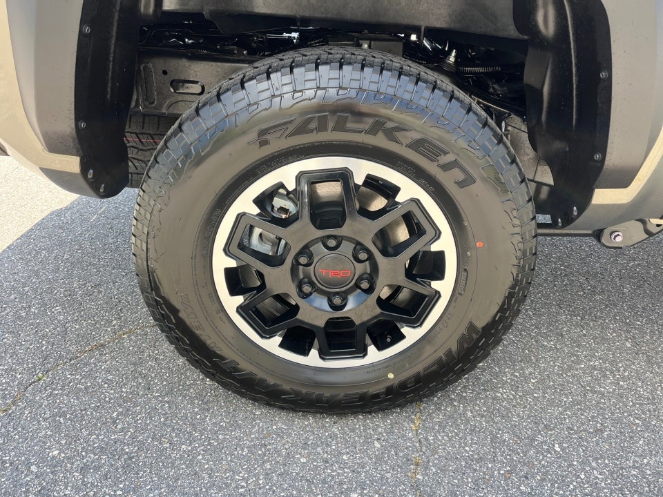 2026 Toyota Tacoma i-FORCE MAX TRD Off-Road i-FORCE MAX