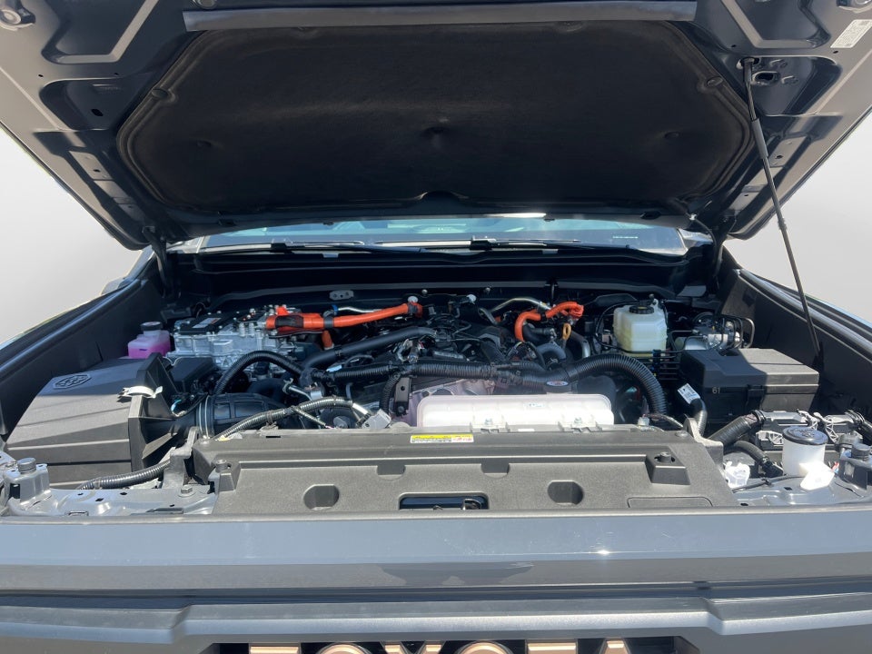 2026 Toyota Tacoma i-FORCE MAX Trailhunter