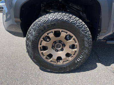 2026 Toyota Tacoma i-FORCE MAX Trailhunter