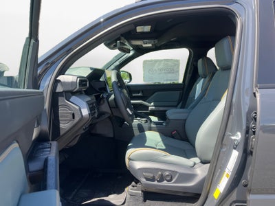 2026 Toyota Tacoma i-FORCE MAX Trailhunter