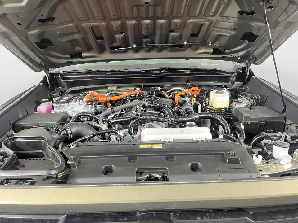 2025 Toyota Tacoma i-FORCE MAX TRD Off-Road i-FORCE MAX