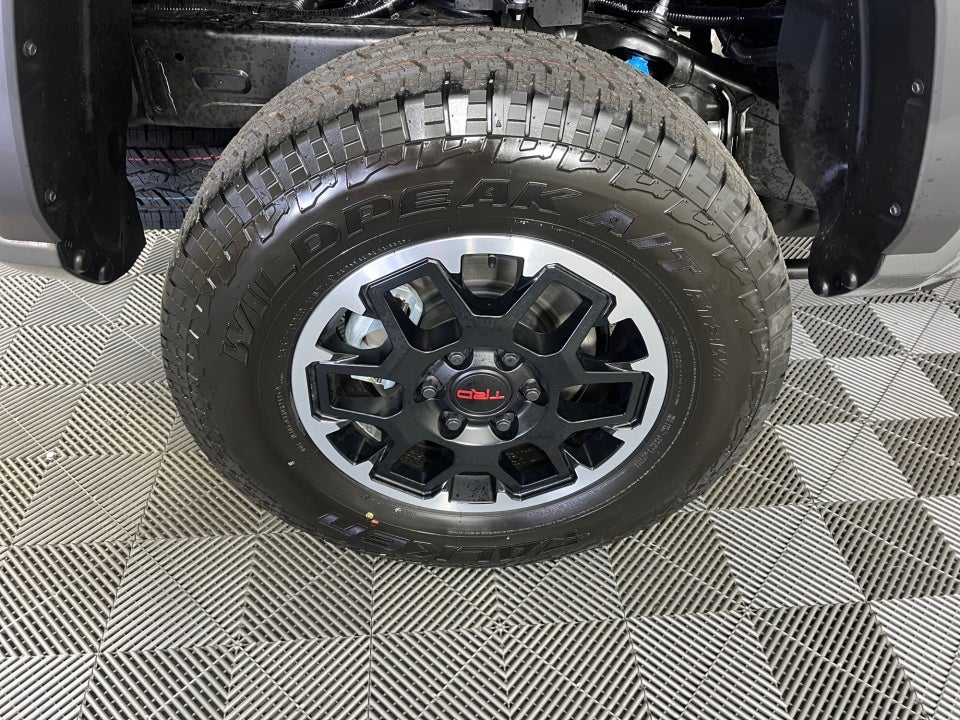 2025 Toyota Tacoma i-FORCE MAX TRD Off-Road i-FORCE MAX