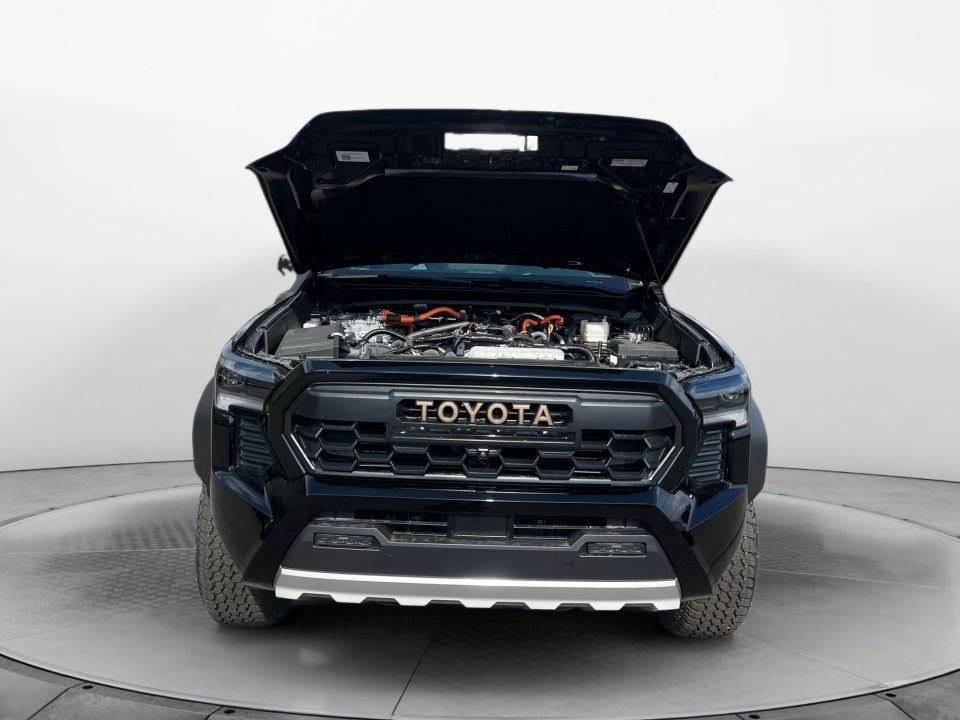 2026 Toyota Tacoma i-FORCE MAX Trailhunter