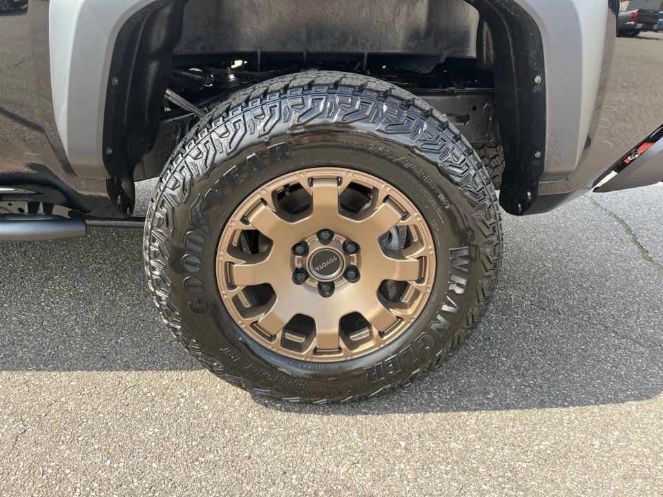2026 Toyota Tacoma i-FORCE MAX Trailhunter