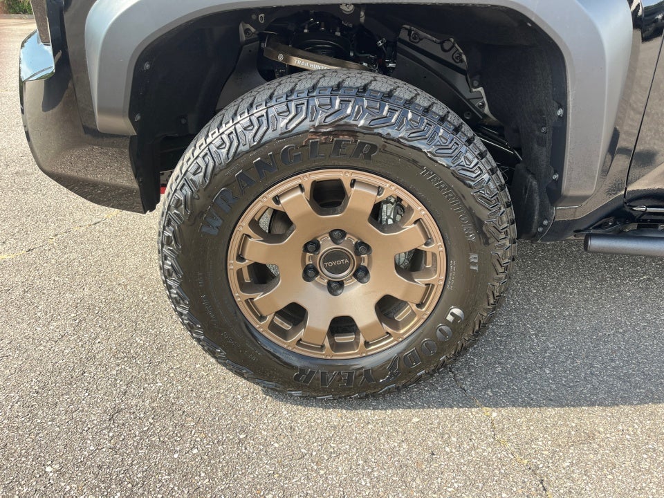 2026 Toyota Tacoma i-FORCE MAX Trailhunter