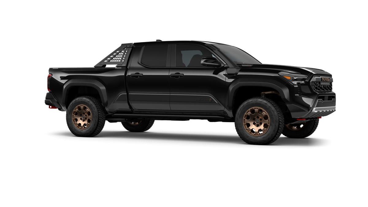 2026 Toyota Tacoma i-FORCE MAX Trailhunter