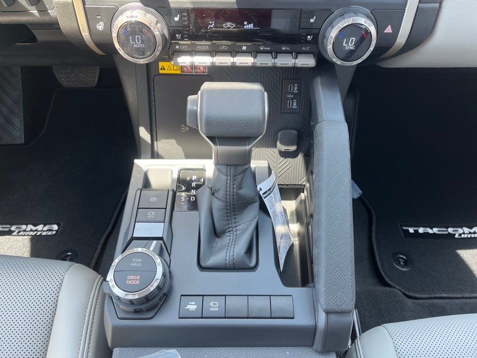 2026 Toyota Tacoma i-FORCE MAX Limited i-FORCE MAX