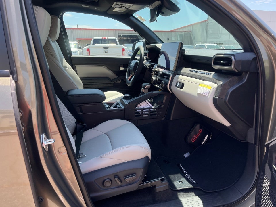 2026 Toyota Tacoma i-FORCE MAX Limited i-FORCE MAX