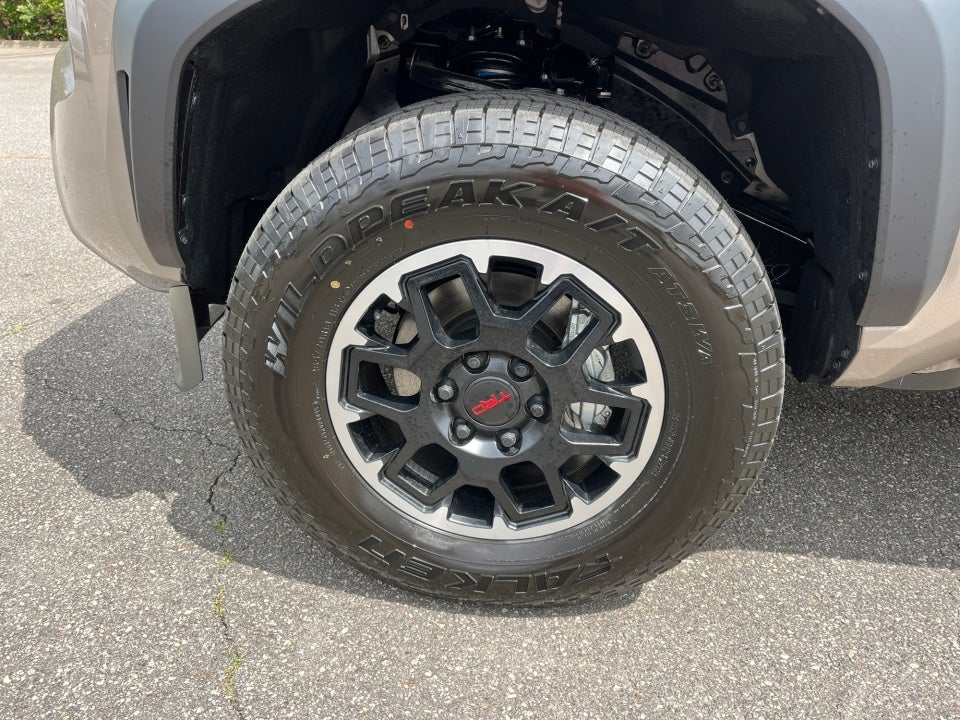 2026 Toyota Tacoma i-FORCE MAX TRD Off-Road i-FORCE MAX