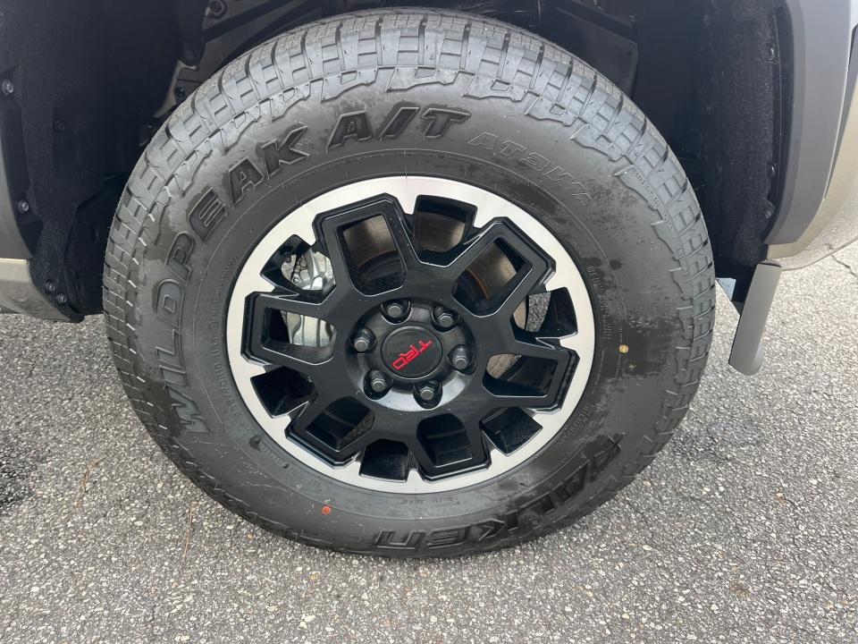 2026 Toyota Tacoma i-FORCE MAX TRD Off-Road i-FORCE MAX