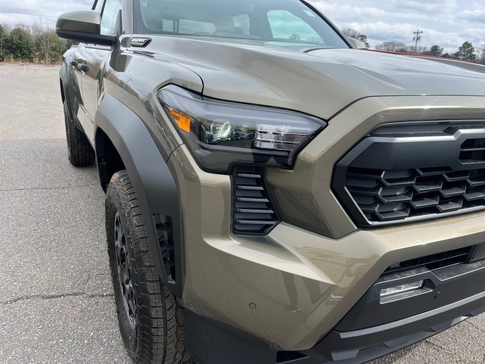 2026 Toyota Tacoma Hybrid TRD Off Road