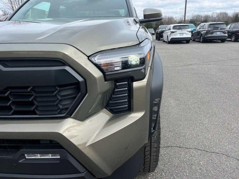 2026 Toyota Tacoma Hybrid TRD Off Road