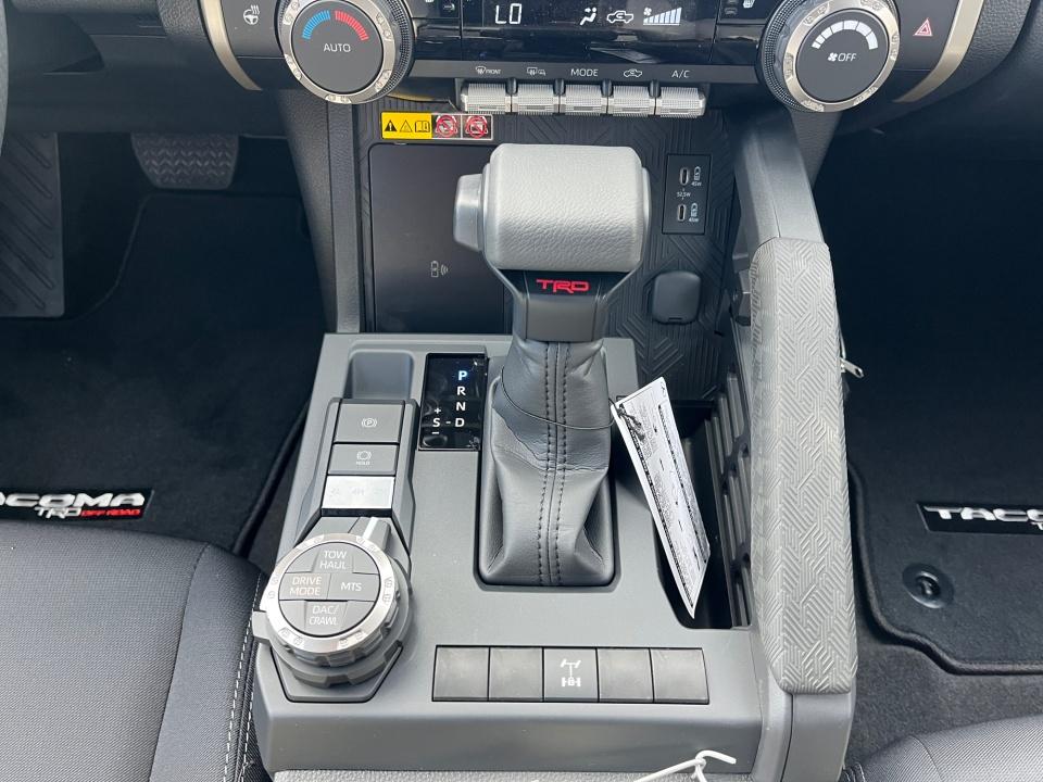 2026 Toyota Tacoma i-FORCE MAX TRD Off-Road i-FORCE MAX