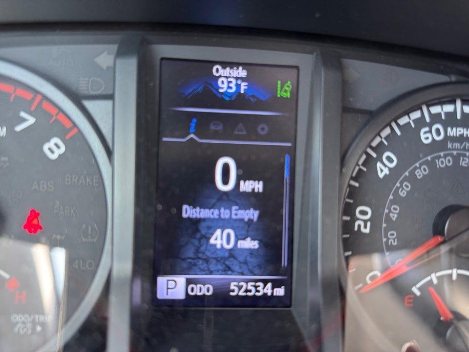 2022 Toyota Tacoma SR