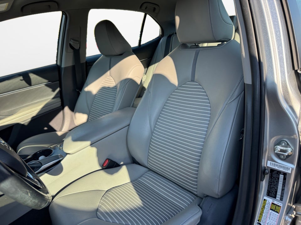 2019 Toyota CAMRY SE