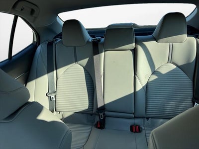 2019 Toyota CAMRY SE