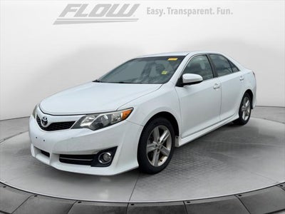 2013 Toyota CAMRY SE