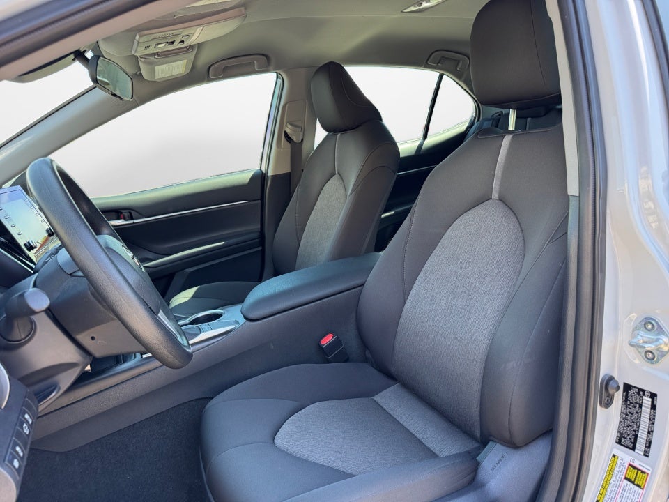 2023 Toyota CAMRY LE