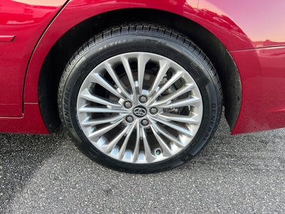 2020 Toyota AVALON Limited