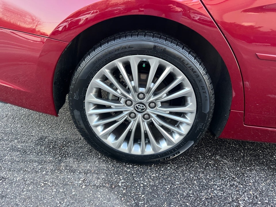 2020 Toyota AVALON Limited